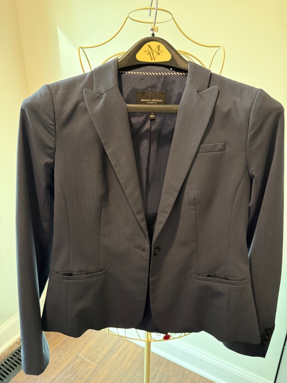 Banana Republic Wimen’s Navy Single-Button Blazer